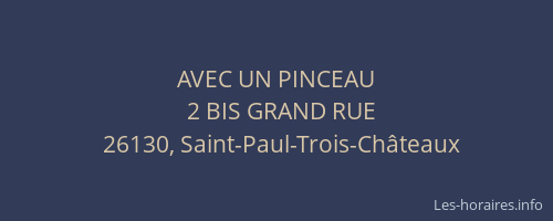 AVEC UN PINCEAU